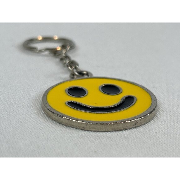 Vintage Yellow Smiley Face Metal Keychain Bag Charm Silver Tone Finish - Picture 3 of 5